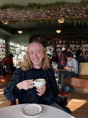 Maggie Drew - Gallery Image 1