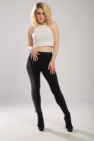 Caitie Hanlon - Gallery Image 41