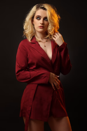 Caitie Hanlon - Gallery Image 27