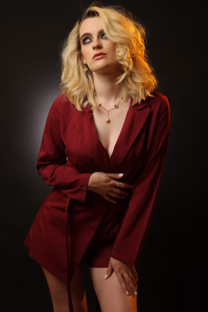 Caitie Hanlon - Gallery Image 25