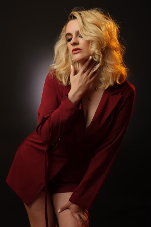 Caitie Hanlon - Gallery Image 28