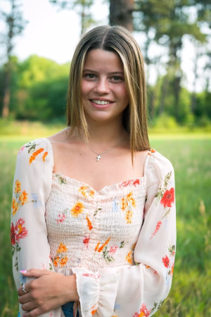 Aimee Larson - Project Casting Gallery Image 2 Aimee Larson - Gallery Image 2