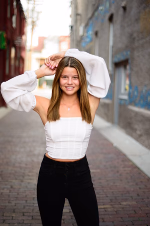 Aimee Larson - Project Casting Gallery Image 1 Aimee Larson - Gallery Image 1