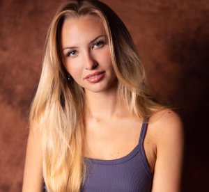 Ruby Green - Gallery Image 2