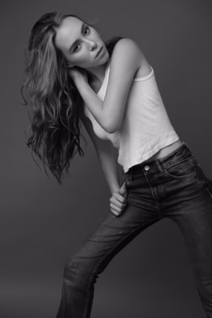 Amelie Malloy - Project Casting Gallery Image 5 Amelie Malloy - Gallery Image 5