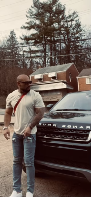 London Wulfe - Gallery Image 11