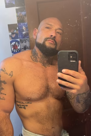 London Wulfe - Gallery Image 18