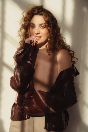 Kaitlin Ferrara - Gallery Image 9