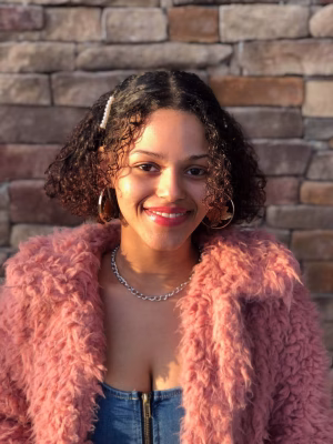 Deijha  Hernandez - Gallery Image 3