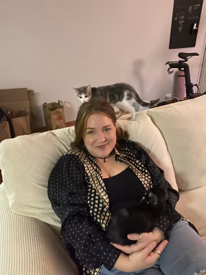 Katy Hoeper - Project Casting Gallery Image 7 Katy Hoeper - Gallery Image 7