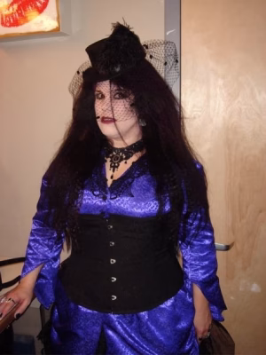 Elyse Reardon - Project Casting Gallery Image 4 Elyse Reardon - Gallery Image 4