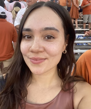 Isabella Torres - Gallery Image 1