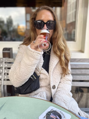 Hannah Sperry - Gallery Image 3