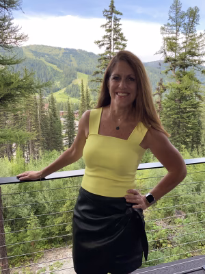 Laura Tigges - Gallery Image 1