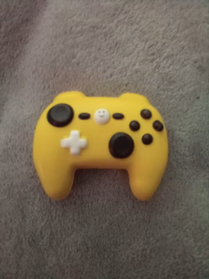 Annie McMurray - Gallery Image 10