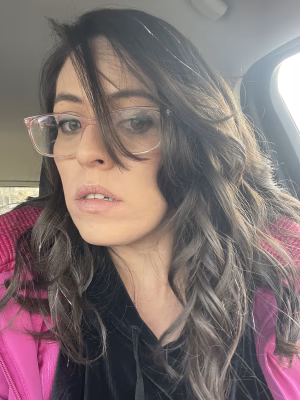 Juliette Barker - Gallery Image 3