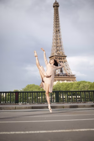 Lauren Hunter - Gallery Image 11