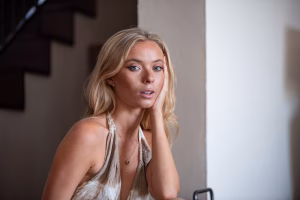 Angele Delahunty - Gallery Image 4