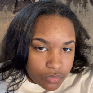 Taylor Davis - Gallery Image 2