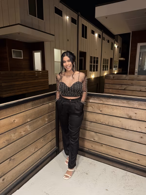 Nivedhitha Prabakaran - Gallery Image 8