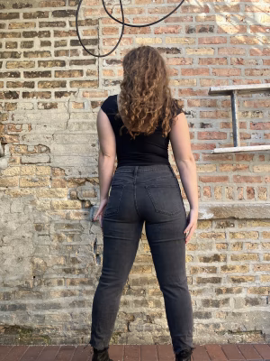 Naomi Talbott - Gallery Image 3