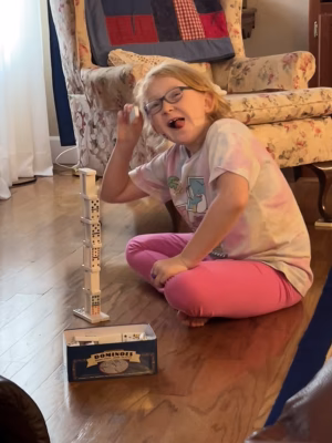 Juliet Akins - Gallery Image 7