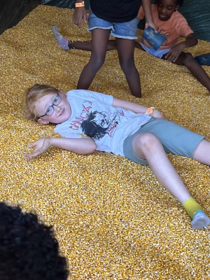 Juliet Akins - Gallery Image 10