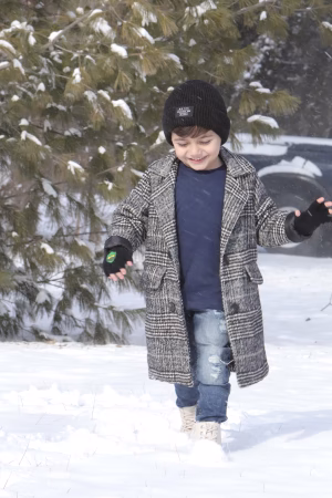 Elia Salman - Project Casting Gallery Image 4 Elia Salman - Gallery Image 4