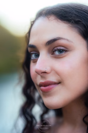 Mimi Ruth - Gallery Image 14