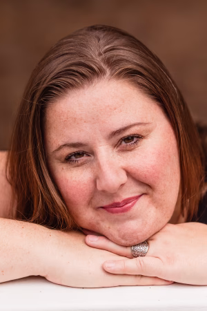 Alicia Britt - Gallery Image 1