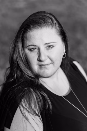 Alicia Britt - Gallery Image 2