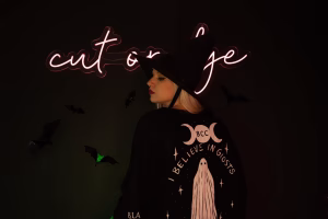 Jessica Wells - Gallery Image 2