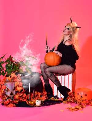 Jessica Wells - Gallery Image 3