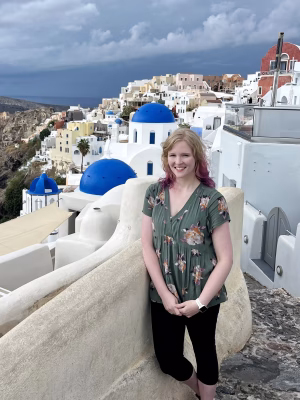 Alyssa Smith - Gallery Image 1