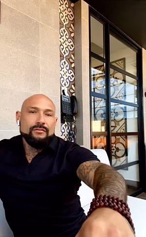 London Wulfe - Gallery Image 15