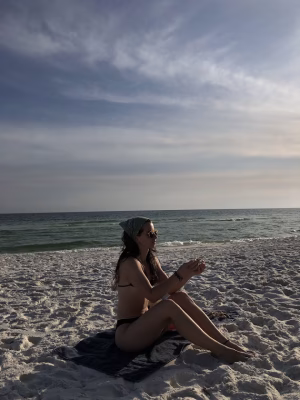 Abigail Dusciuc - Gallery Image 24