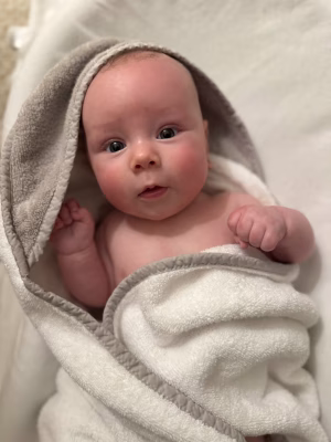 Victor Flores - Gallery Image 10