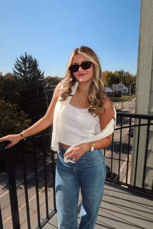 Ana Suchy - Project Casting Gallery Image 2 Ana Suchy - Gallery Image 2