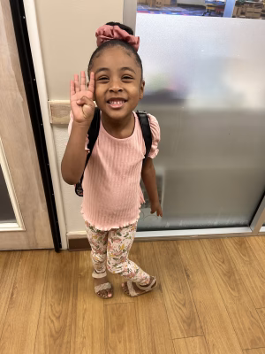 Calli  Hopkins - Gallery Image 3