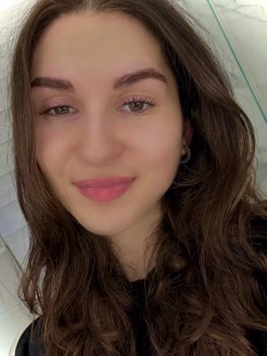 Ambera Jakupi - Project Casting Gallery Image 1 Ambera Jakupi - Gallery Image 1