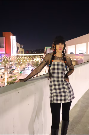 Cassandra DeHoog - Gallery Image 17