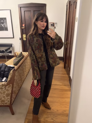 REIGAN MASSEY - Gallery Image 1