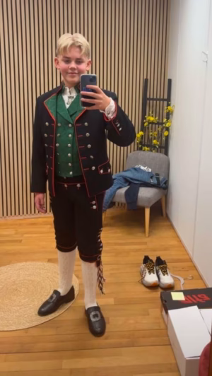 Johan  Imsland - Gallery Image 12