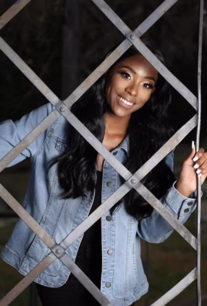 Chelsea Fevry - Gallery Image 2