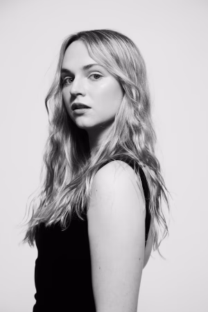 Erin Thomas - Project Casting Gallery Image 3 Erin Thomas - Gallery Image 3