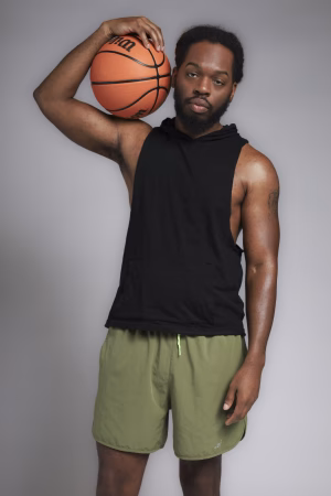 Martavious Oliver - Gallery Image 3