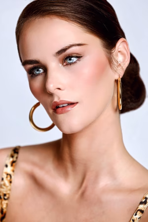 Riley Lonergan - Project Casting Gallery Image 5 Riley Lonergan - Gallery Image 5