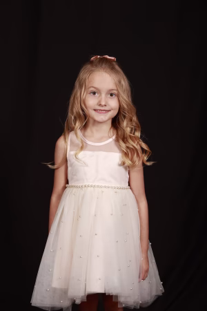 Piper Jones - Project Casting Gallery Image 5 Piper Jones - Gallery Image 5