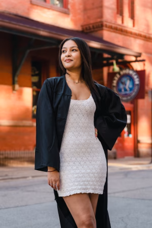 Grace Davis - Gallery Image 3