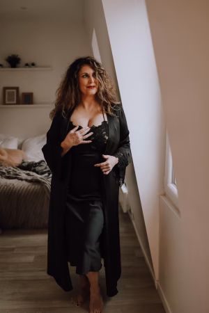 Heather Bruce - Project Casting Gallery Image 6 Heather Bruce - Gallery Image 6